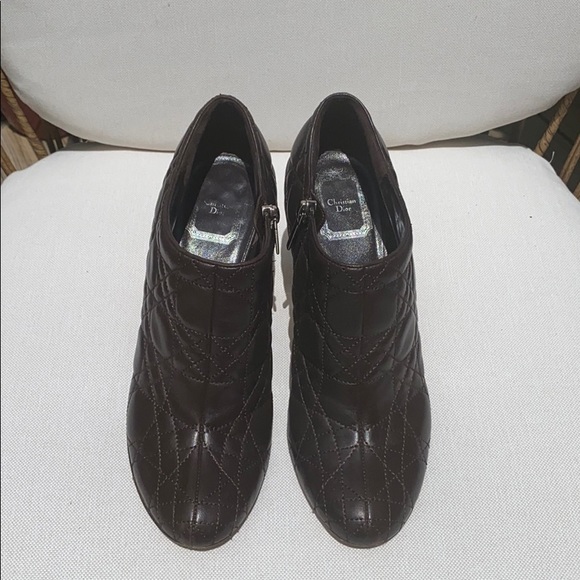 Christian Dior brown leather quilted booties - Picture 1 of 6